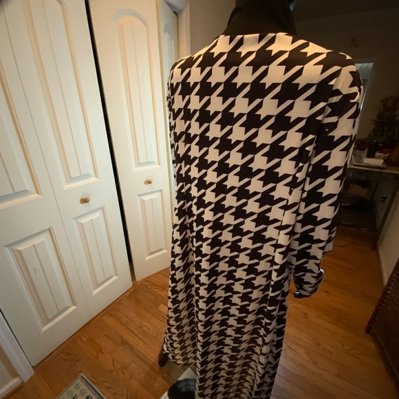 Women Layered Look Maxi Dress - Picture 2 of 9